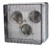 Fuse bases for D