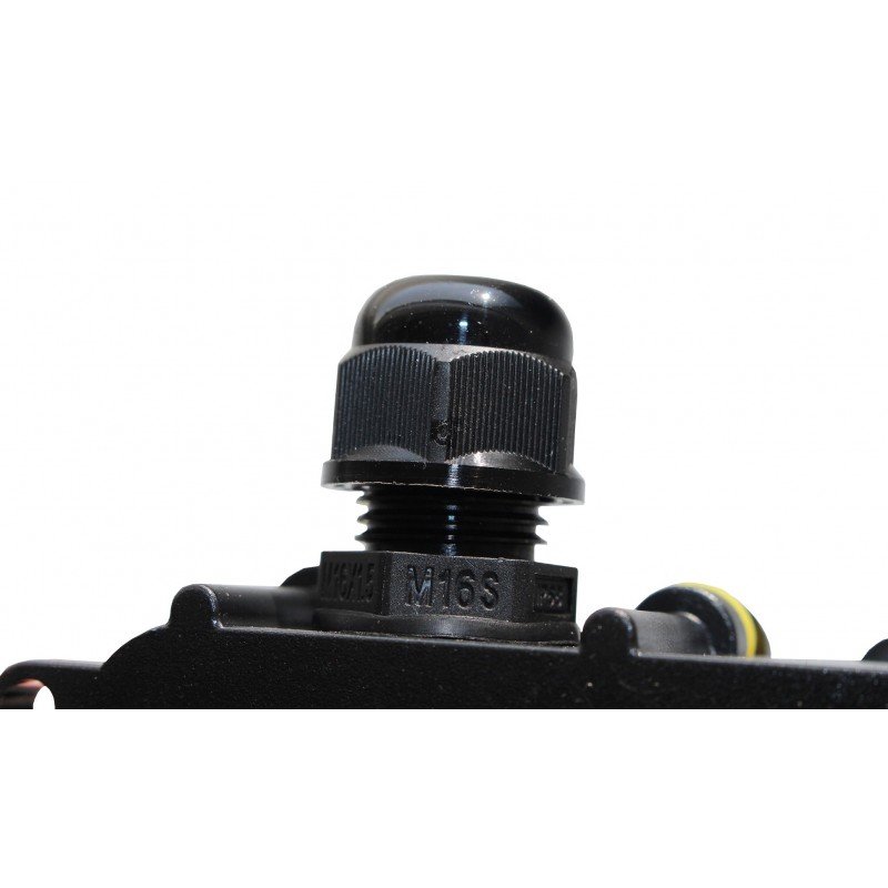 Розподільча коробка М686-3 IP68 з клеммой 24А TNSy